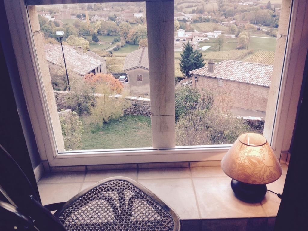 Le Vieux Chateau Leynes Quarto foto